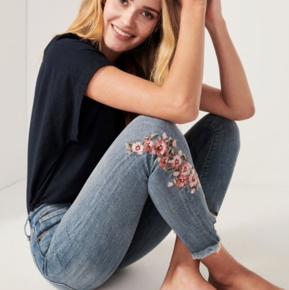 Abercrombie & Fitch Floral Simone High Rise Ankle Jean